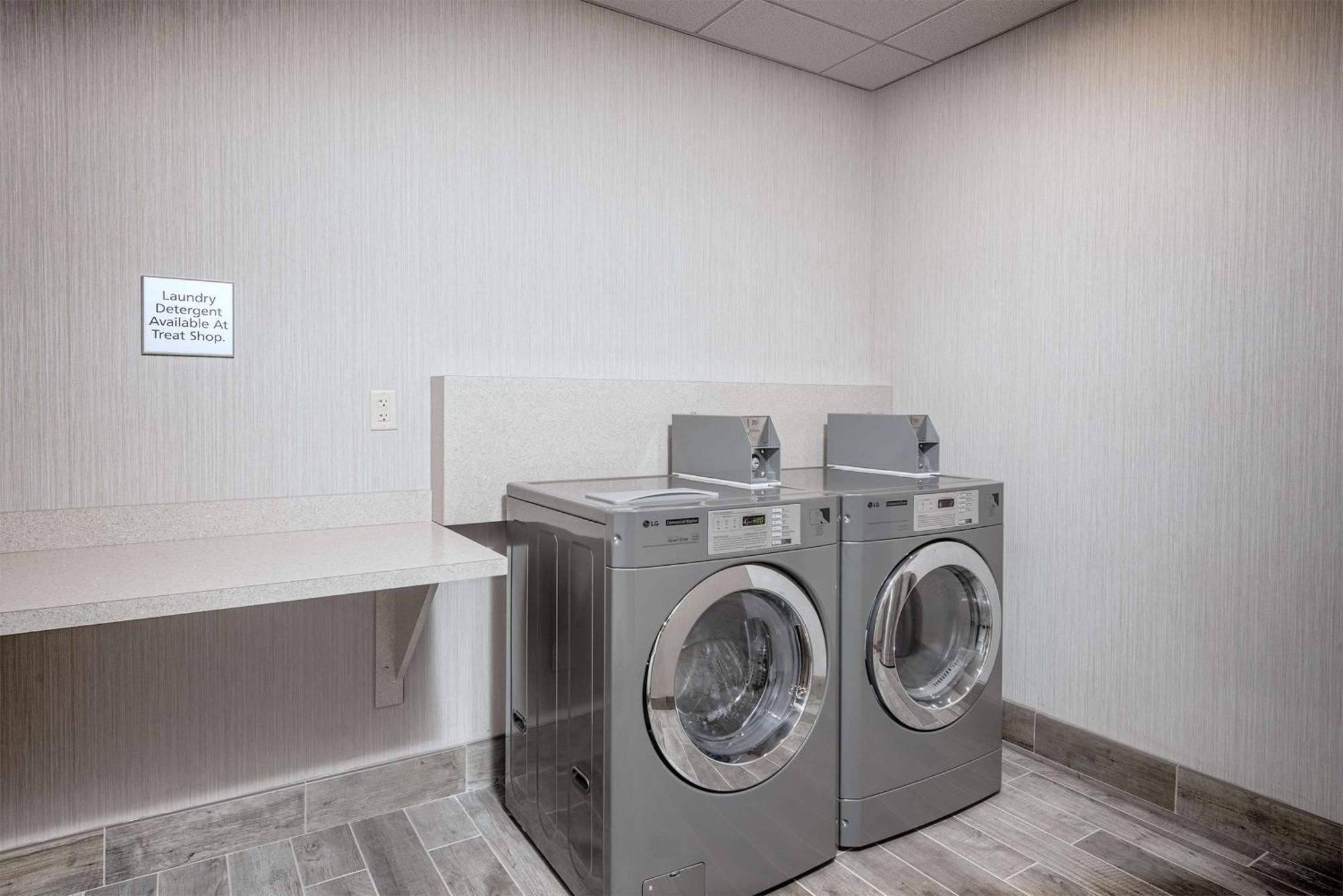 Hampton Inn Boston - Westborough Bagian luar foto